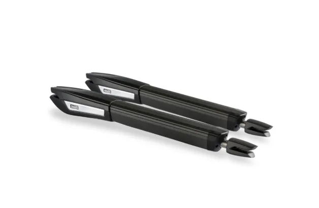 MOTORLINE JAG 400-AC-110V  PIVO/ Incluye:    -	02 Motores de brazo, Potencia 110V- AC -	01 Central de mando -       01 central -	Accesorios de montaje Características: -	Uso residencial -	Alimentación 110V -	Potencia 300Wats.                                      -Fuerza 2800N.                                     -Velocidad 20mm/seg -	Para hojas con un peso de hasta 450-500kg. cada una (depende del tamaño y peso de la hoja)  -	Para hojas con medida de ancho de hasta 4,00 a 5,00mt. cada una -	Hasta 25 ciclos por hora